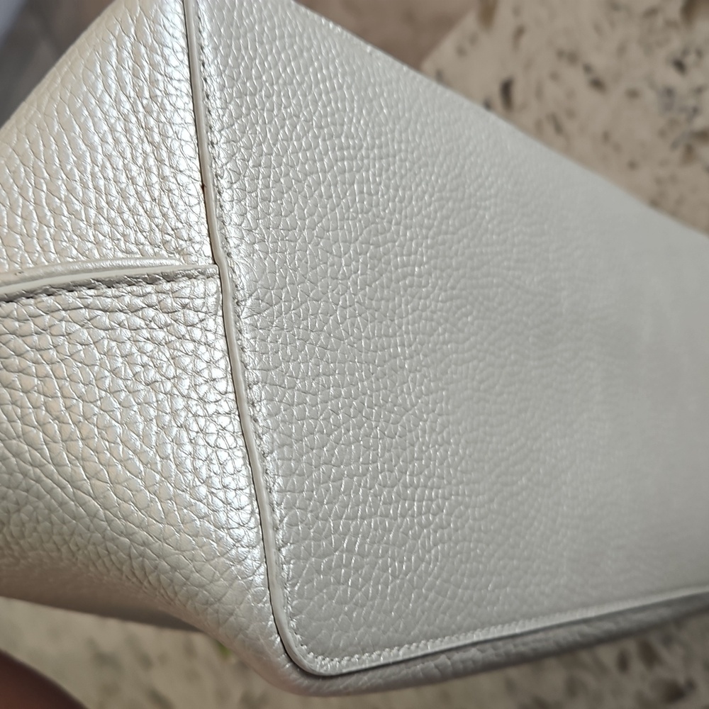 Tory Burch Metallic Textured Tote - Picture 7 of 17